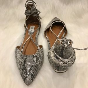 Steve Madden Sunshine Snake Skin Flats